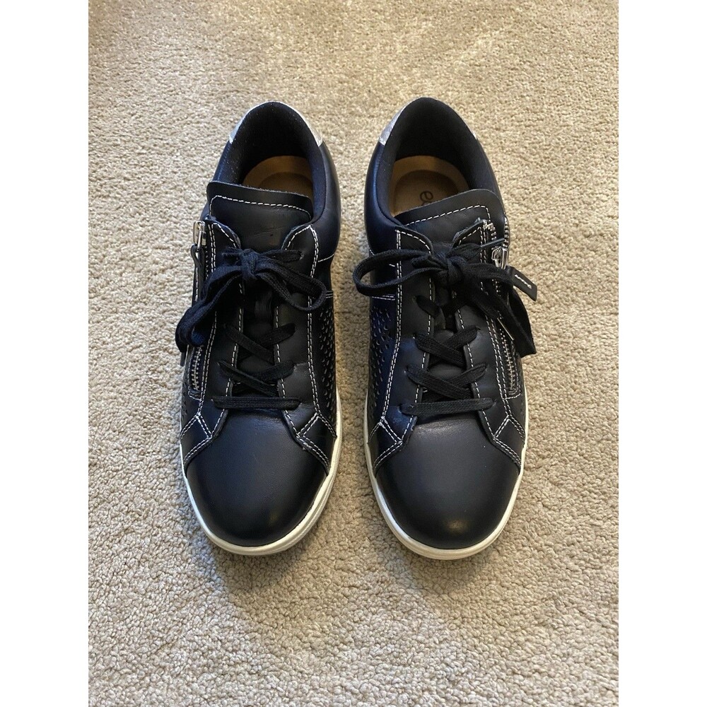 Earth Women's Netta Comfort Sneakers Black Zipper Closure Size 8.5